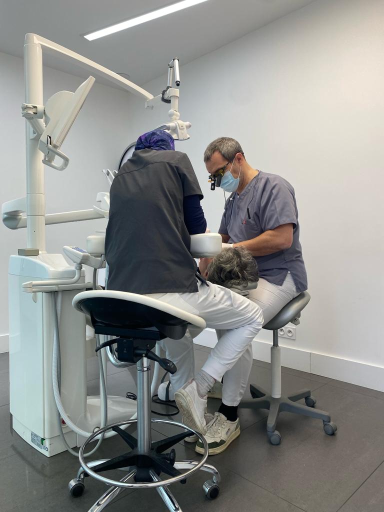 implant zircone à Toulouse
